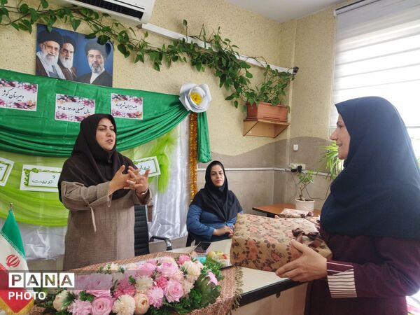  جلسه دبیران با موضوع بازگشایی مدرسه