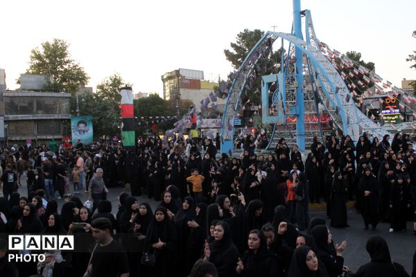 ورامین بار دیگر در سوگ اسارت؛ کاروان نمادین کربلا در خیابان‌های ورامین به حرکت درآمد