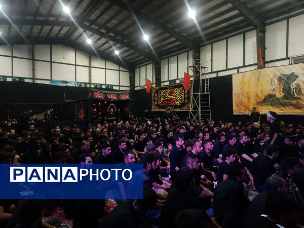 مراسم شب عاشورا در هیئت محبان ابوالفضل نیشابور 