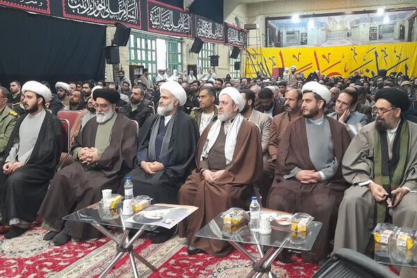 حماسه ۹ دی زنده است؛ ورامینی‌ها بار دیگر با ولایت، پیمان بستند