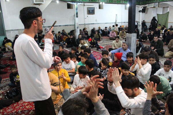 جشن ولادت امام حسین (ع) در شهر درق 