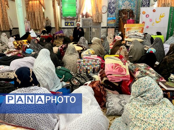 مراسم اعتکاف مادر دختری در مسجد صاحب الزمان آشخانه