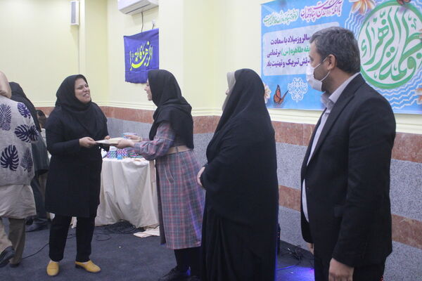 جشن دانش‌آموزان مدارس استثنایی شهرستان بوشهر به‌مناسبت میلاد حضرت زهرا (س) و روز مادر