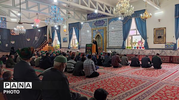 اقامه نماز عبادی سیاسی جمعه در شهر دارالسادات بار نیشابور 
