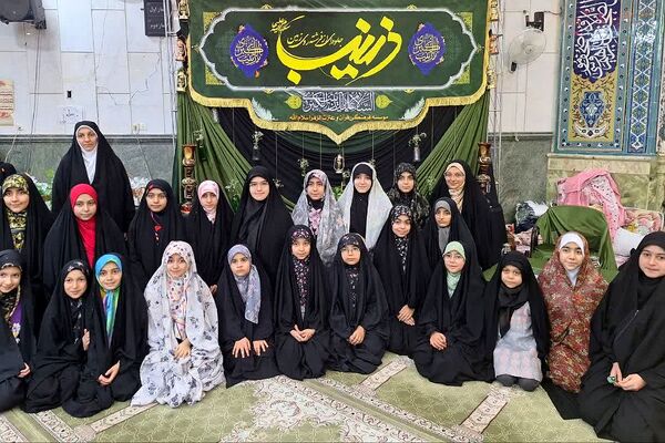 حضور دانش‌آموزان ناحیه 2 شهرری در مراسم اعتکاف دانش‌آموزی 