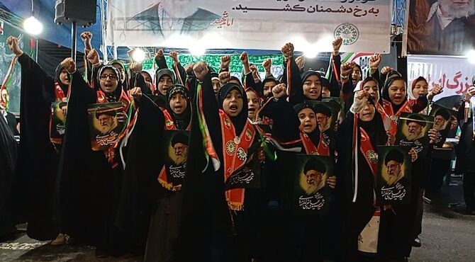 دانش‌آموزان گرگانی در موکب سازمان دانش آموزی