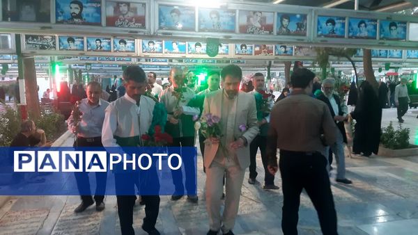 گلباران مزار شهدای سادات در قم