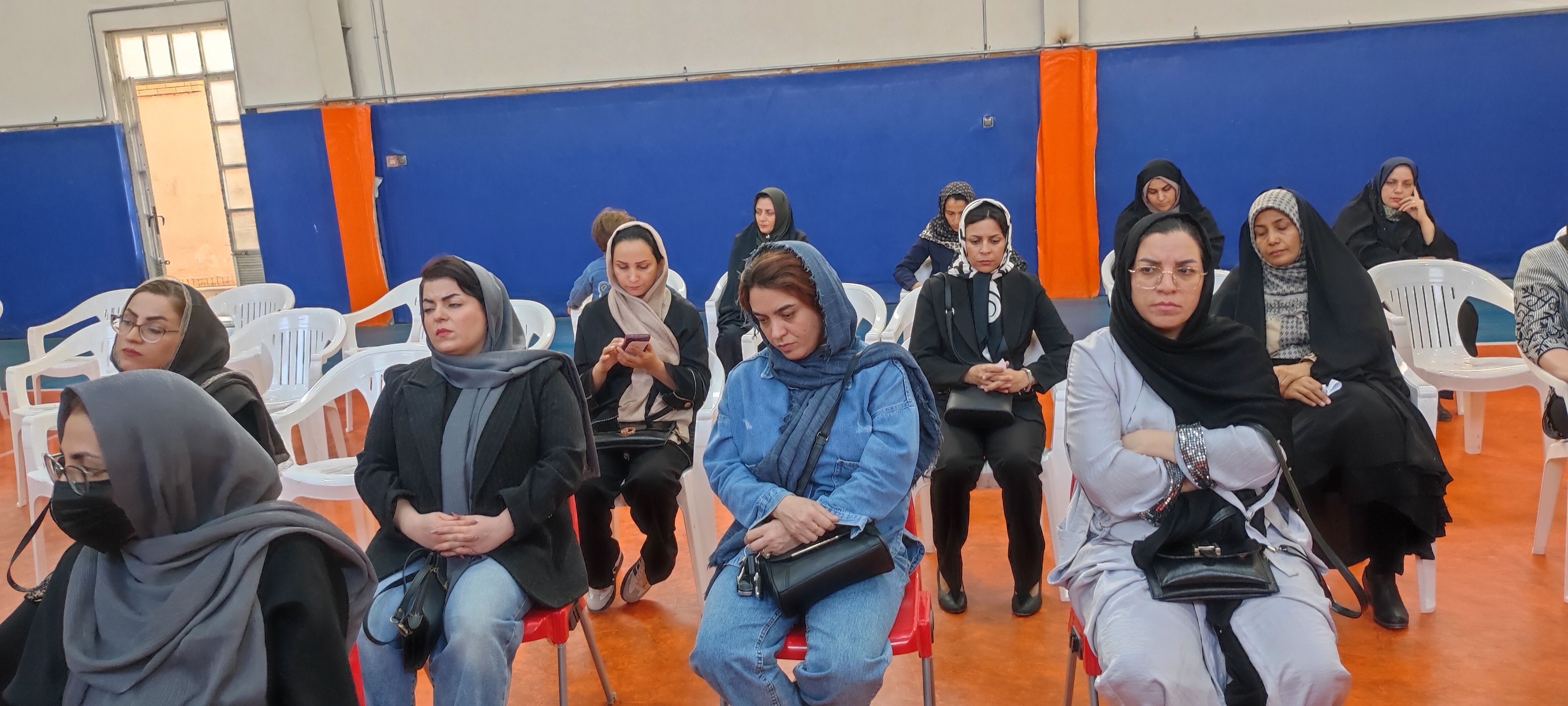 انتخابات انجمن اولیای و مربیان در مدرسه شهدای فرهنگی شهرستان شیروان