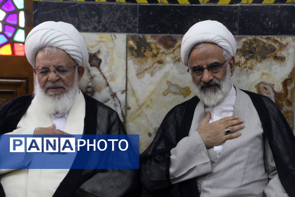 برگزاری دسته عزای روحانیون یزدی به مناسبت سالروز ارتحال امام خمینی (ره)