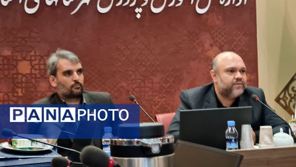 جلسه هم‌اندیشی حوزه روابط عمومی‌های شهرستان‌های استان تهران با حضور دانش‌آموز خبرنگاران پانا 