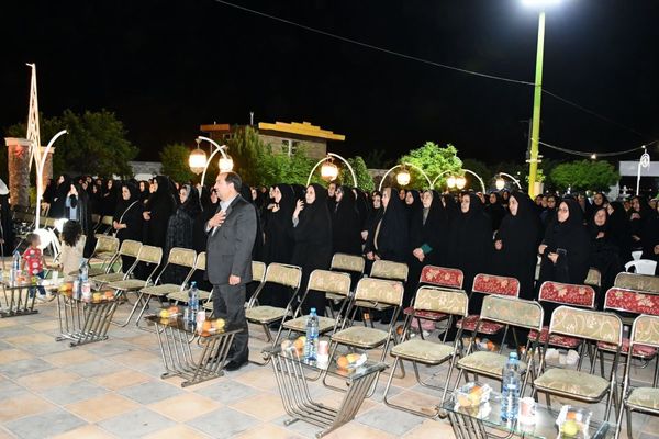 هفته‌ای برای ستایش دانایی؛ جشن معلمان در تالار ملک برگزار شد