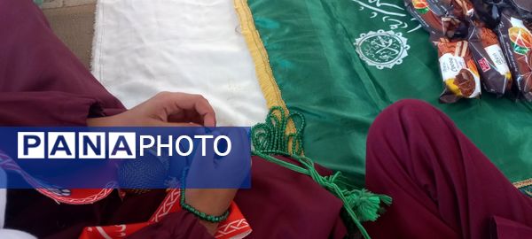 سفره صلوات و سه‌شنبه‌های مهدوی در دبستان شهید ابراهیم تنیده؛ جلوه‌ای از عشق و انتظار