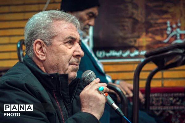 برپایی سفره افطاری در مسجد علی ابن ابیطالب نسیم‌شهر