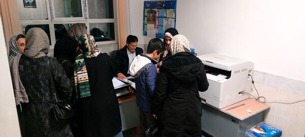 توزیع کارنامه‌های مستمر در دبیرستان مرحوم اسماعیلی