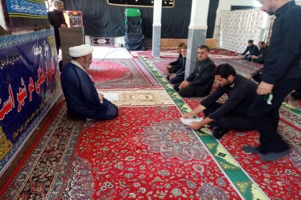 نماز جمعه در مسجد ابوالفضل شهر تیتکانلو