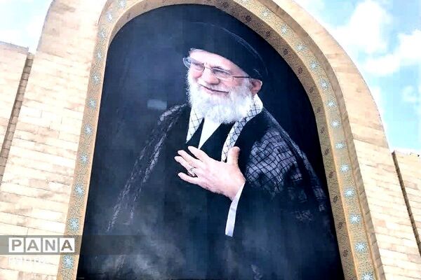 فریاد نسل نو در سوگ رهبر؛ مشقِ وفاداری در قابِ تشییع 