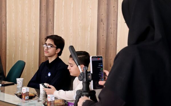 نشست دانش‌آموز خبرنگاران منتخب پانا با معاون پرورشی و فرهنگی استان آذربایجان شرقی