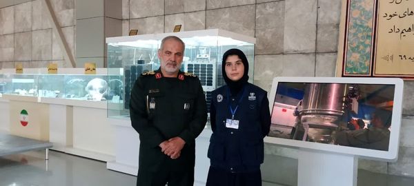 بازدید دانش‌آموزان زنجانی از سازمان هوا فضای سپاه 