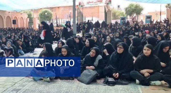 برگزاری مراسم شیرخوارگان حسینی در شهر بادرود 