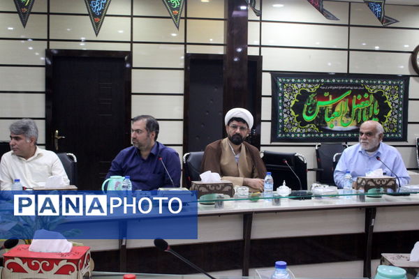 نشست ستاد استانی انتخابات دوازدهمین دوره مجلس دانش‌آموزی استان بوشهر