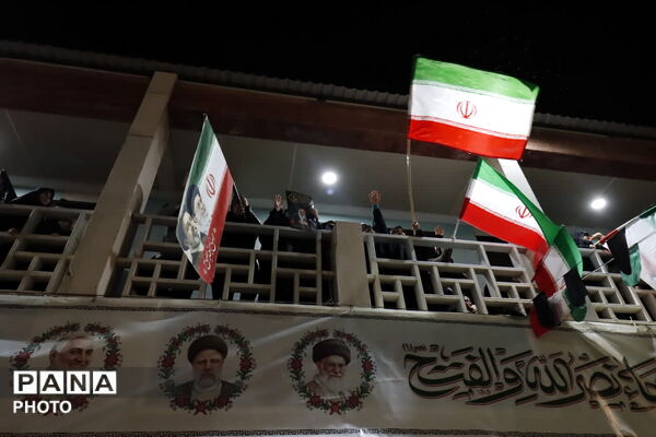 شب اربعین قائد امت اسلام در دانشگاه آزاد اسلامی مشهد