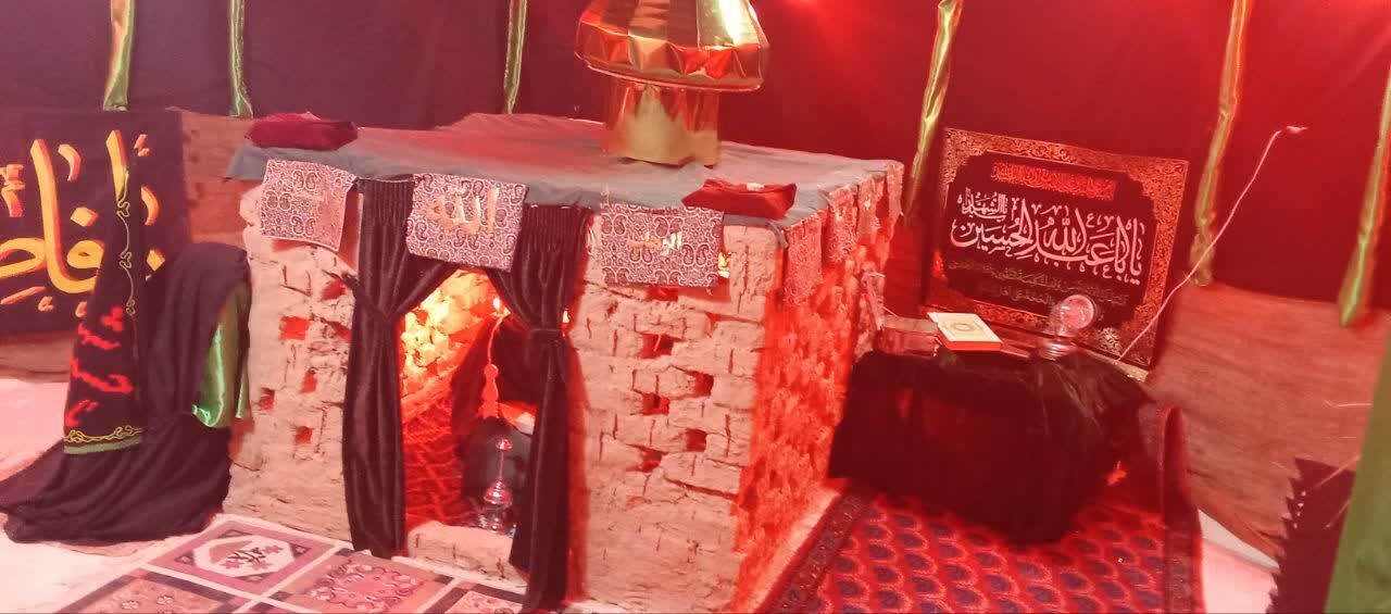 برپایی نمایشگاه در مسیر بهشت در فدافن