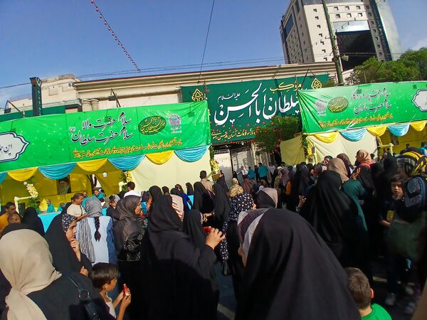 موکب بزرگ شرکت نان قدس رضوی در روز شریف ولادت امام رضا (ع)
