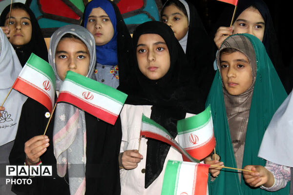 شب‌هایِ رنگارنگِ کرمان تلفیقی از هنر و ایمان 