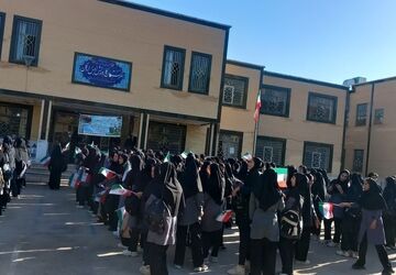 مراسم بازگشایی مدارس در دبیرستان دخترانه نرجس لردگان 