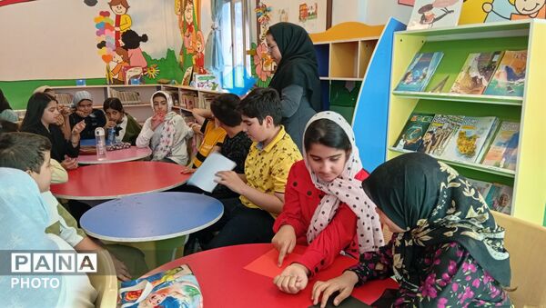 کلاس‌های اوریگامی ویژه نوجوانان در کتابخانه امام باقر

