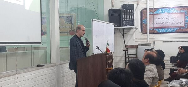 اولین جلسه انجمن اولیای دبیرستان شاهد ابوذر غفاری نیشابور 