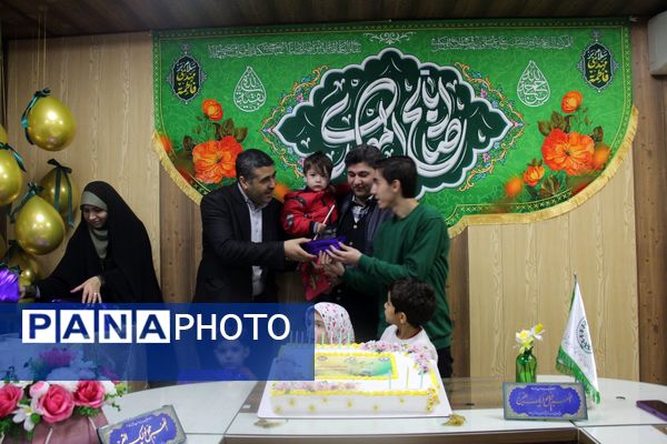 جشن نیمه‌شعبان و گرامیداشت تولد فرزندان شهدای اقتدار در سازمان دانش‌آموزی آذربایجان شرقی