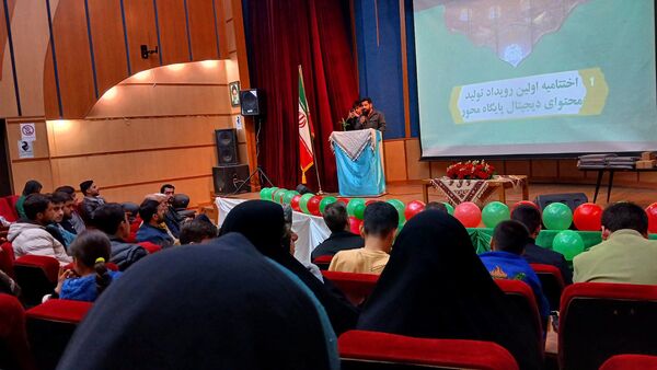 آیین بزرگداشت روز مادر با محوریت جایگاه زن در فرهنگسرای هنر نظرآباد 