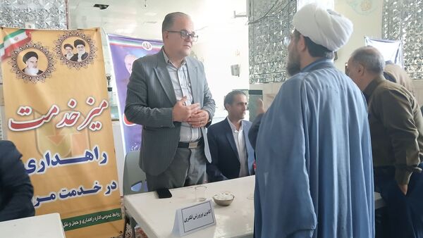 مسئولین کاشمر پای درد و دل مردم نشستند