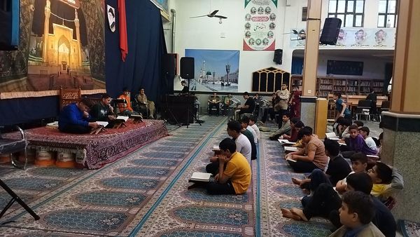 دم دمای اذان و قرائت آیاتی چند از قرآن 