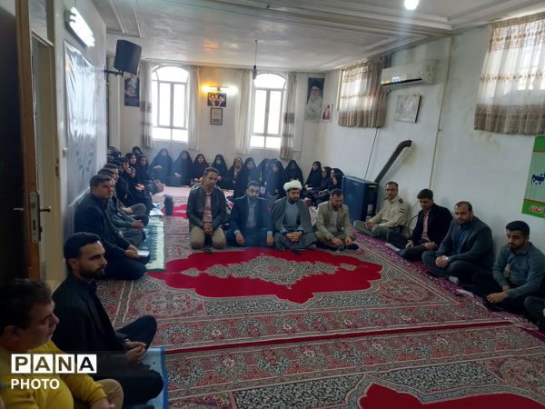 دیدار معاونین و مربیان پرورشی با امام جمعه شهر آشخانه