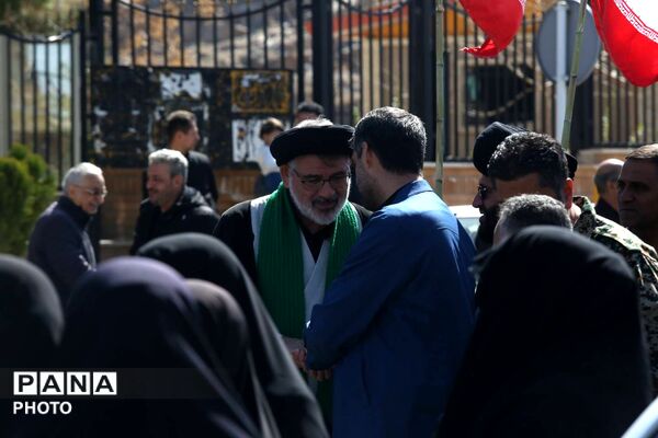 قیام مردم انقلابی شهر کهک قم به خونخواهی رهبر شهید 