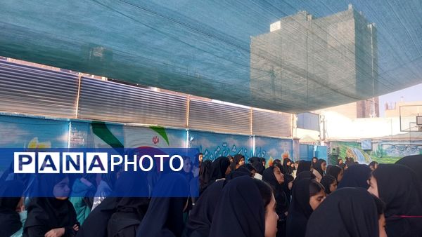 گرامیداشت هفته بسیج دانش آموزی در دبیرستان فیاض 