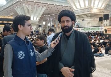 ایران حسین تا ابد پیروز است