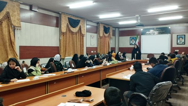 کارگاه هم‌اندیشی ویژه خبرنگاران پانا شهرستان خلیل‌آباد