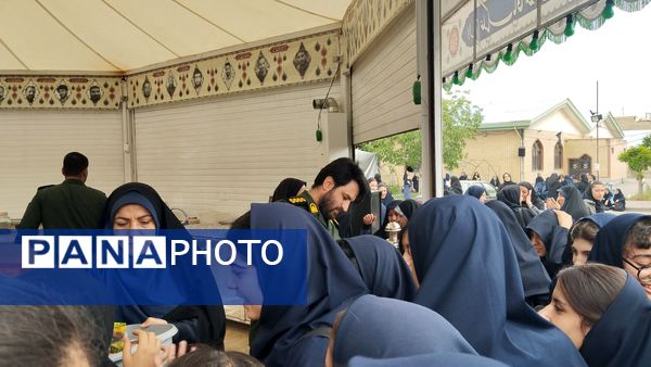 اردوی آمادگی دفاعی مدارس متوسطه دوم در کانون شهید سبحانی کرج 