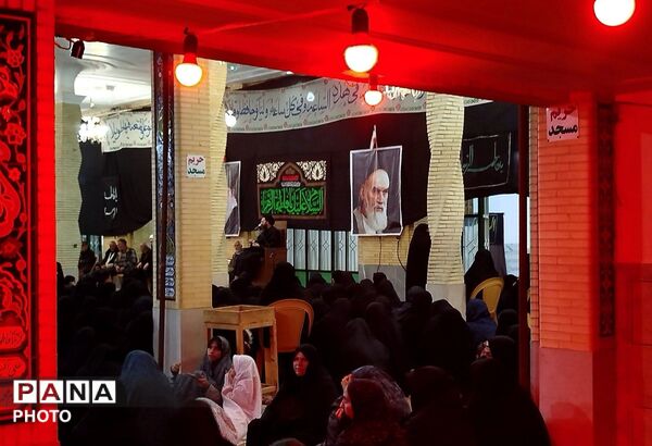 عزاداری مردم هوتک در سوگ رهبر شهید
