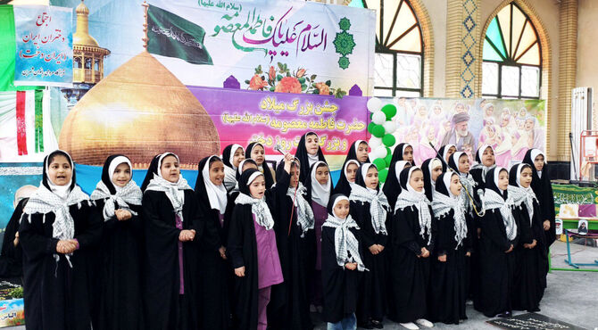 جشن متفاوت روز دختر در شهر بن