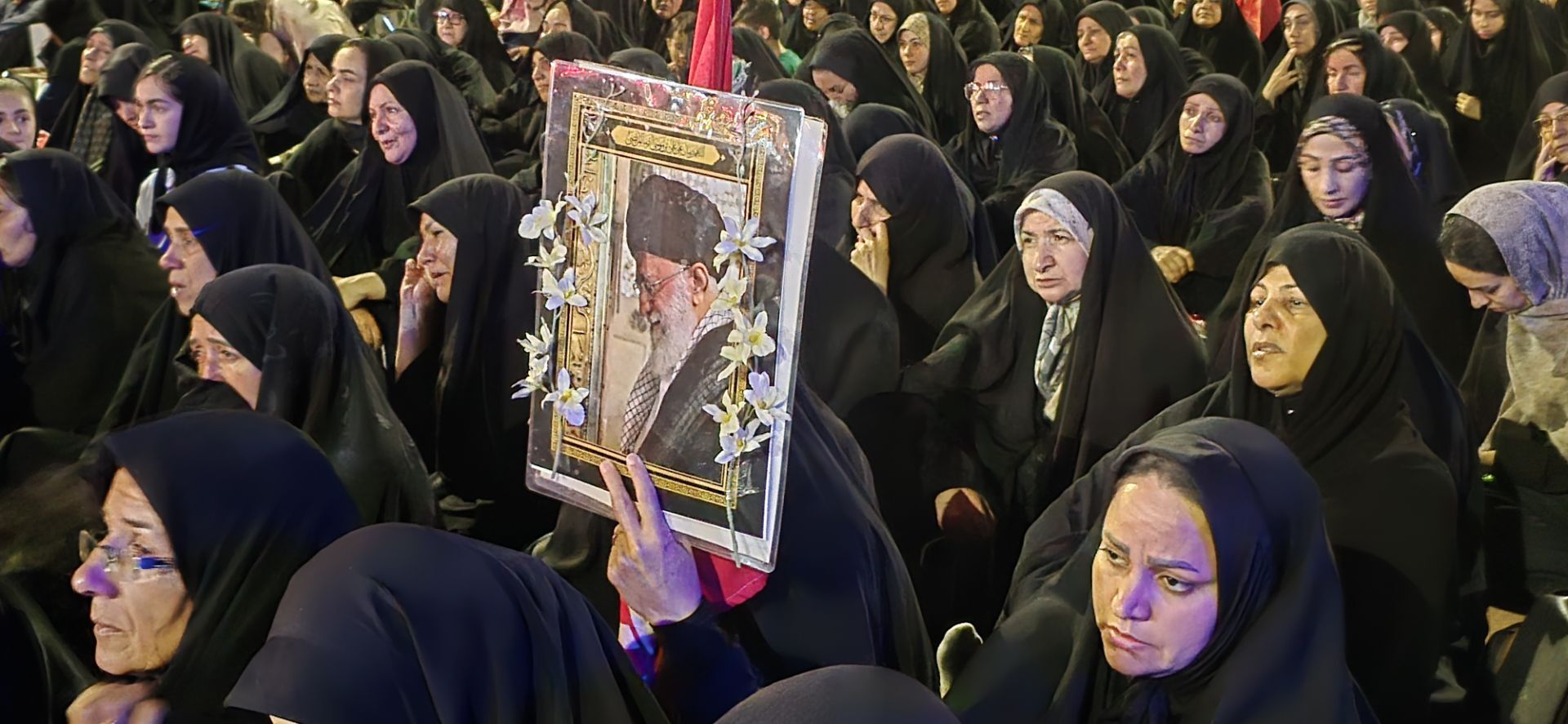 خونخواهی امام شهید ایران در خیابان امام خمینی-۱