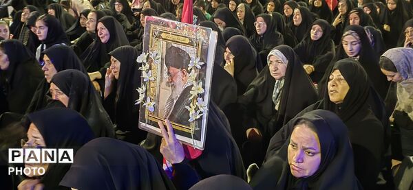 خونخواهی امام شهید ایران در خیابان امام خمینی-۱