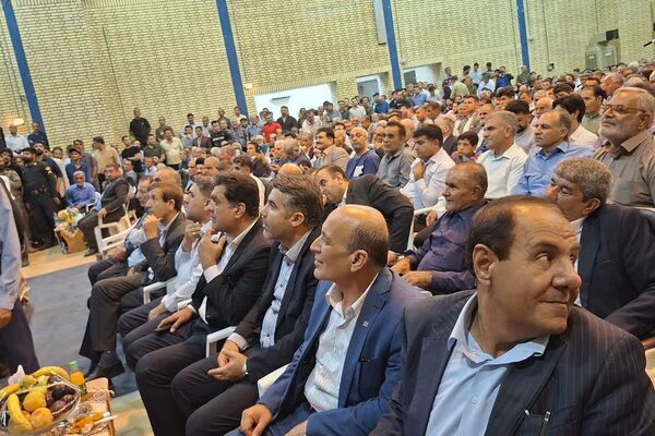 نخستین همایش مهر آفرینان باوی در باشت