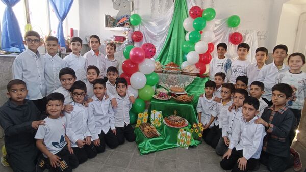 جشن میلاد امام زمان(عج)در دبستان شهید عجمی فدافن کاشمر