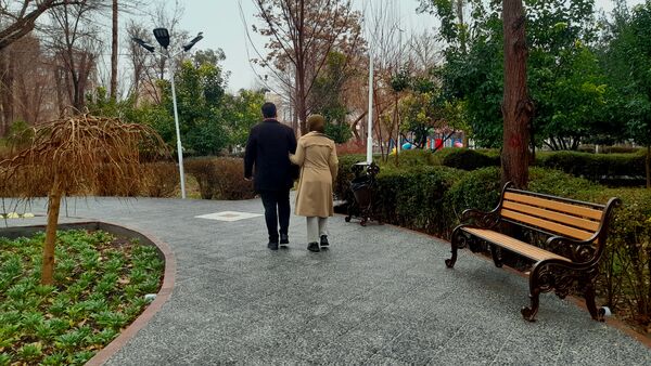 باران یزد؛ نوازشی بر پوست خاکی شهر و لبخندی بر لبان رهگذران