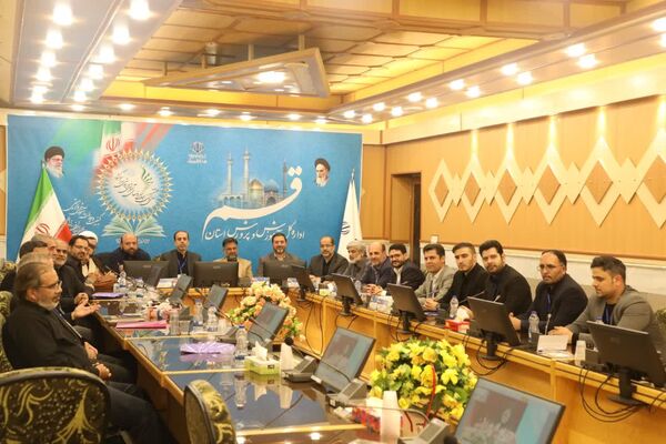 نشست مسئولان آموزش و پرورش استان قم