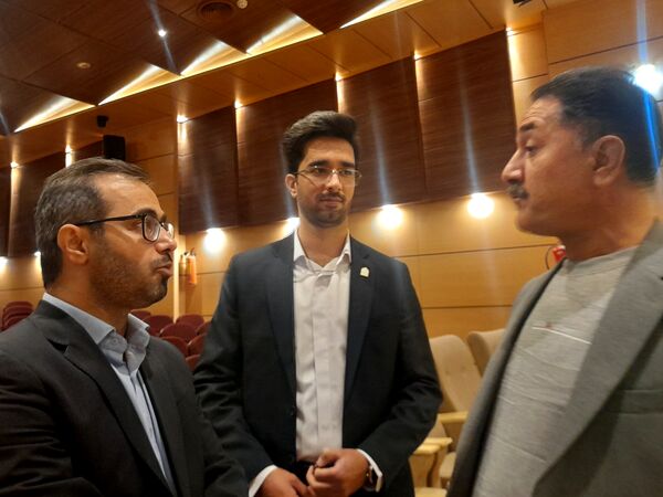 انتخابات اعضای انجمن اولیاء و مربیان ناحیه۷ مشهد